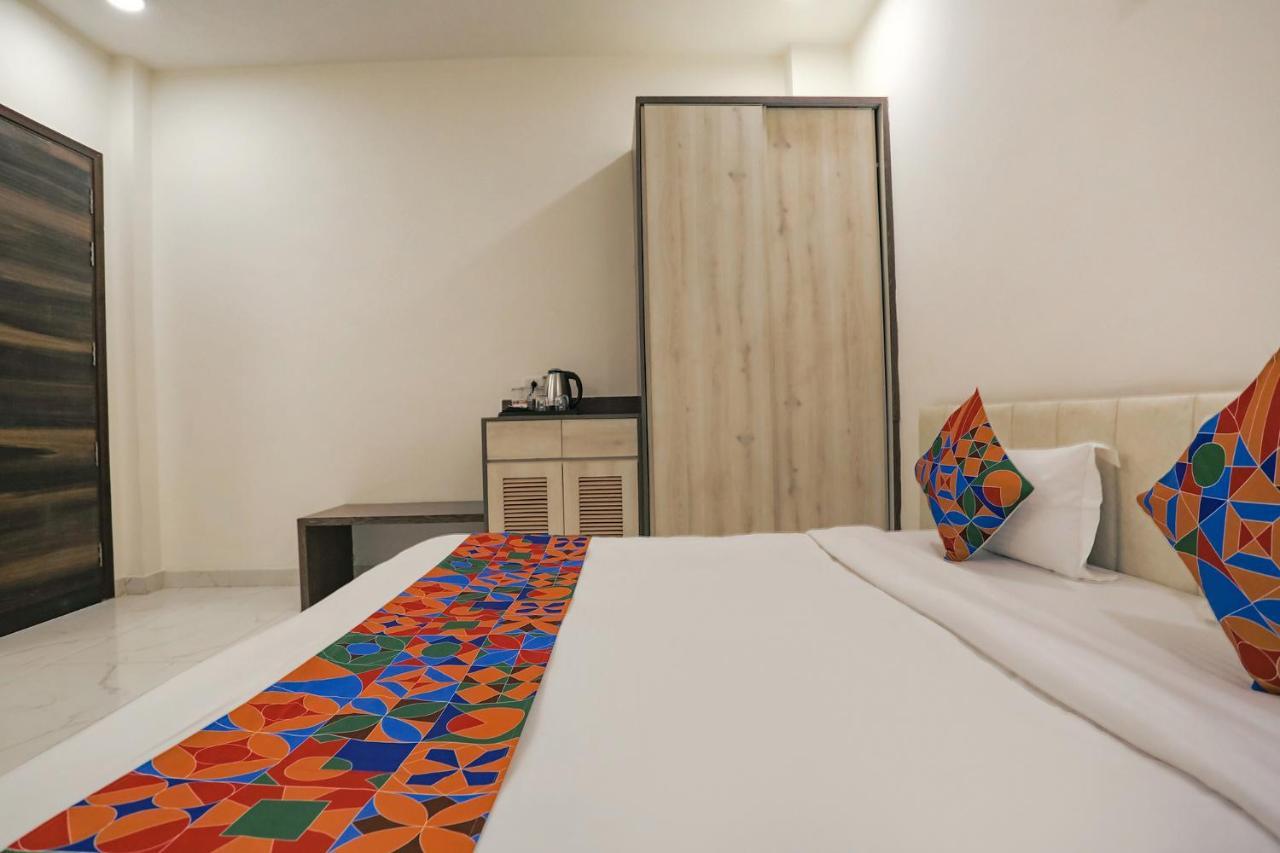 Fabhotel Ab Inn Huda City Center Gurgaon Bagian luar foto